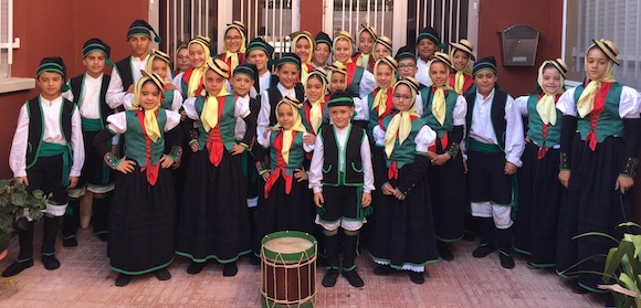 Escuela de Folklore Tejeguatito